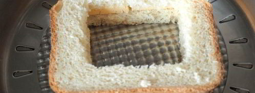 яичница в бутерброде. Шаг 3