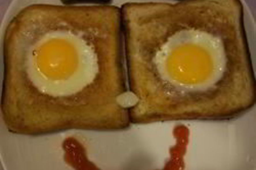 Рецепт яичница в хлебе
