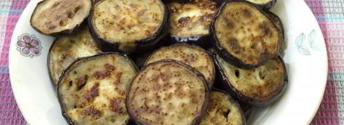 закуска из баклажанов с фетой и овощной сальсой. Шаг 6