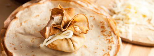 блинные мешочки с жюльеном из курицы и грибов. Шаг 8