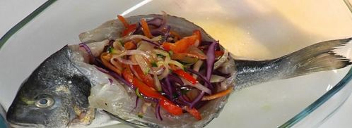 дорада, фаршированная жюльеном из овощей. Шаг 5