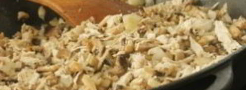 жюльен из грибов в горшочках. Шаг 3