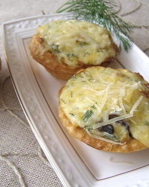 Жюльен в корзинке